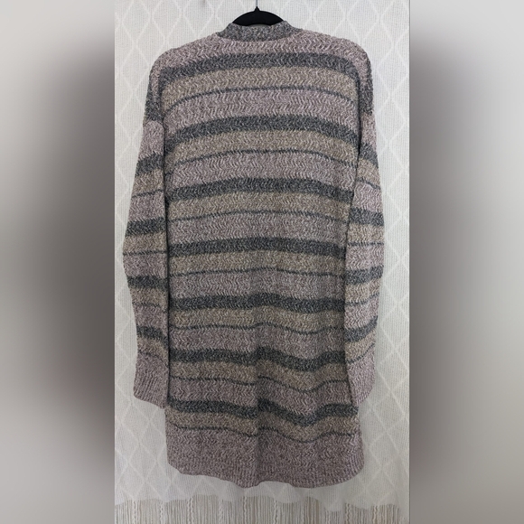 Lane Bryant Woman's Open Knit Long Sleeve Long Cardigan Sweater Beige Size 18/20 - Picture 2 of 8